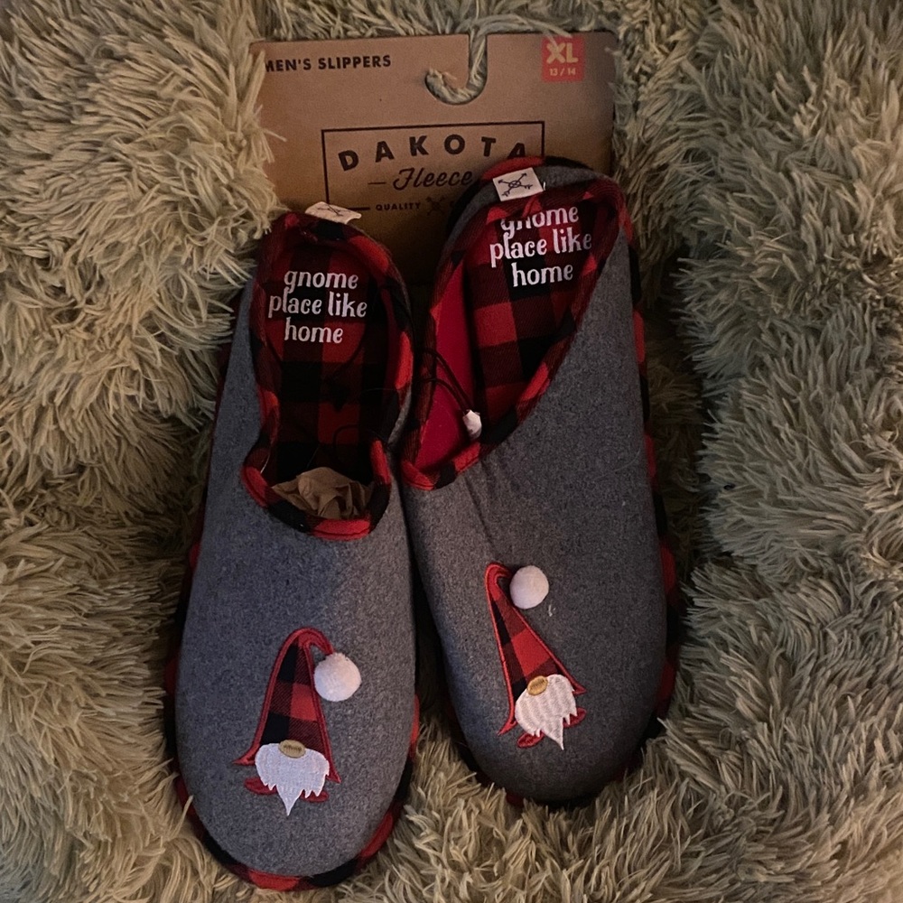 Dakota Fleece Gray and Red Gnome Slippers